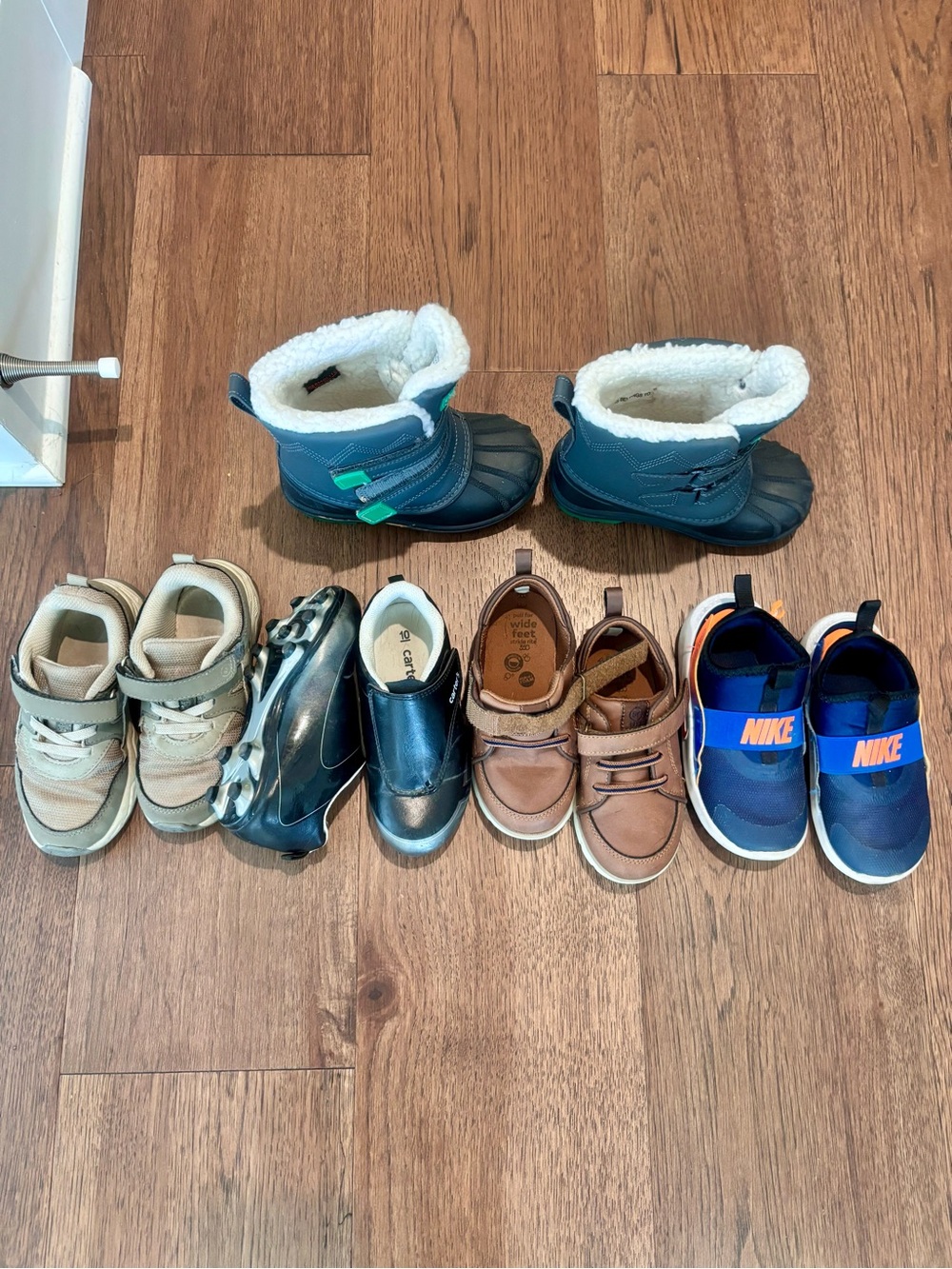 Boys’ Shoe Bundle 5 Pairs Nike, Snow Boots, Cleats, Dress Shoes - size 9 & 10